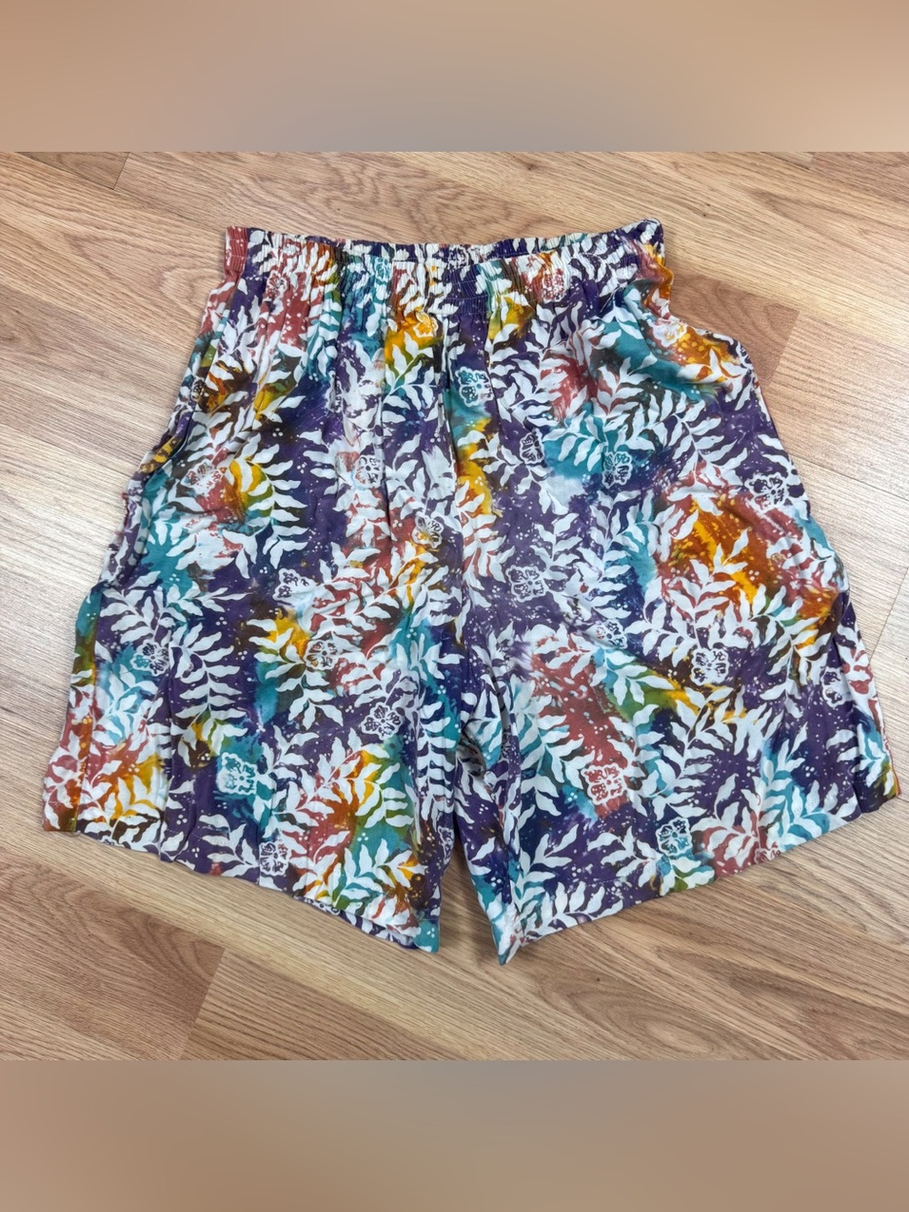 Women’s vintage 90s floral print loose fit baggy shorts size medium funky retro